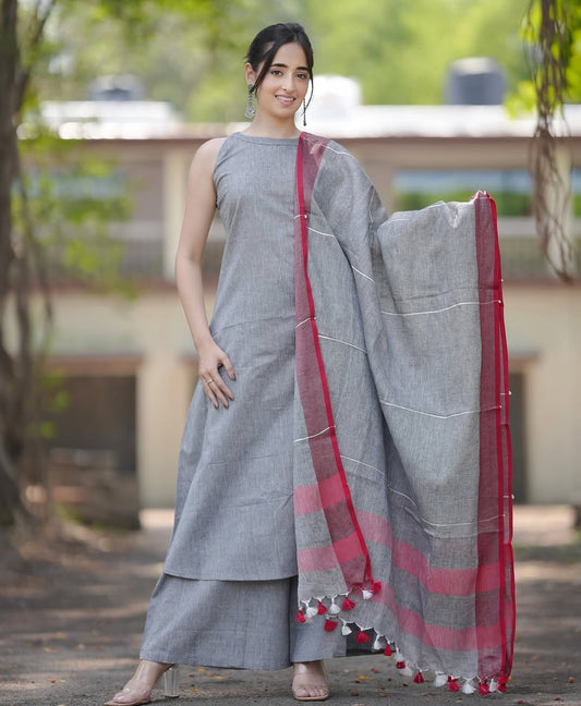 Gray 60×60 cotton suit set with embroidered yoke, sleeves, and pure linen dupatta – WishTown Fashion Club