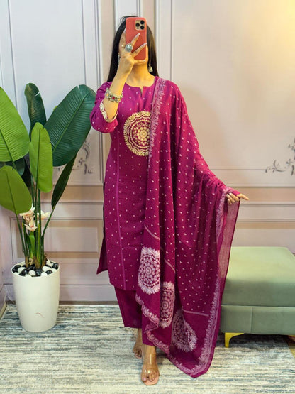 Beautiful cotton kurti pant and dupatta set - WishTown Fashion Club®