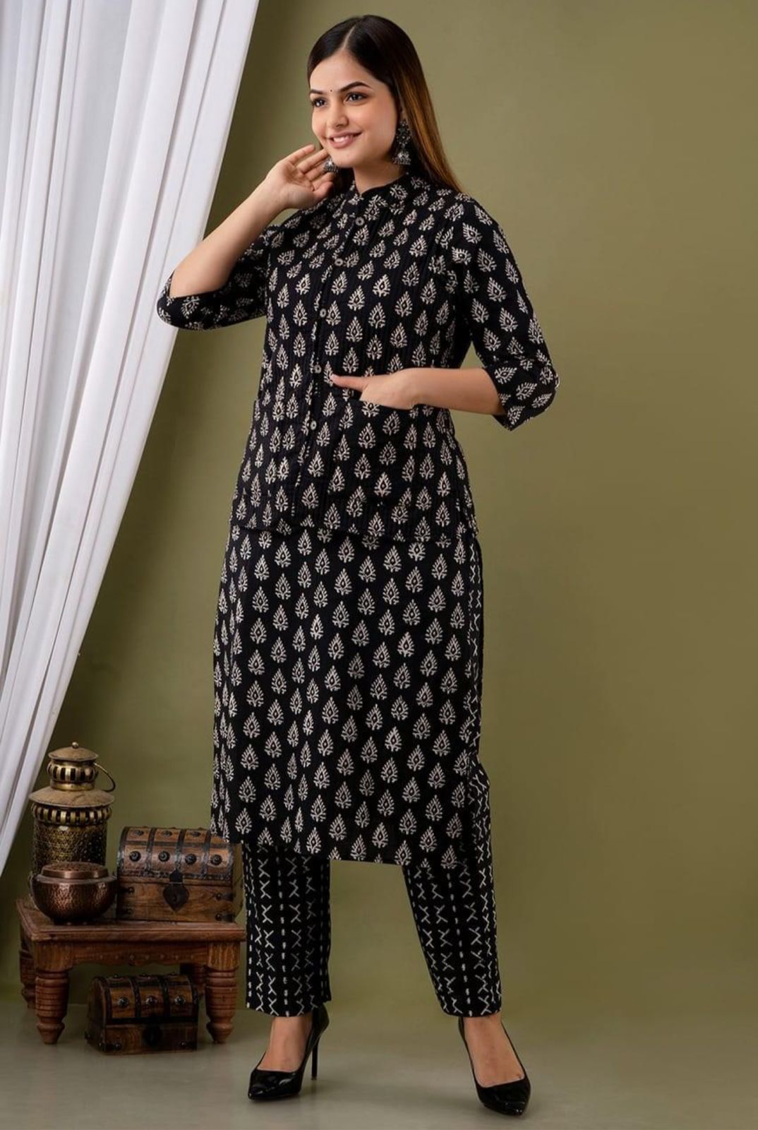 Kurti pant set with a quilted jacket - WishTown Fashion Club®