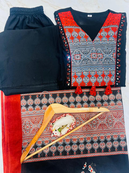 Black casual wear cotton kurti set complete look with mirror work - WishTown Fashion Club
