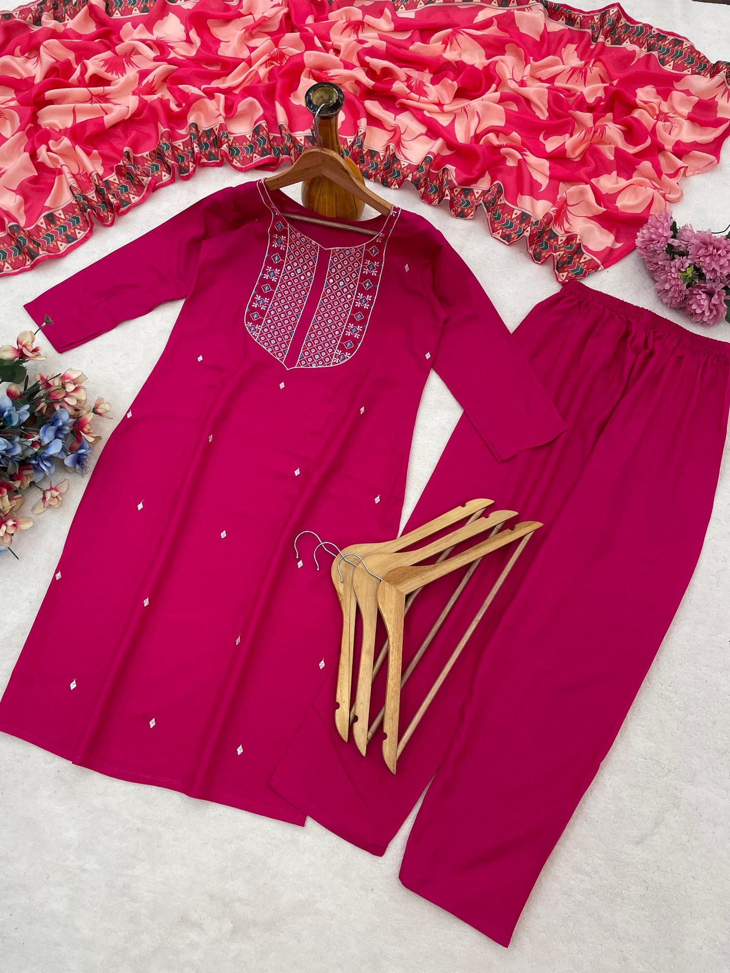 Rani pink kurta pant set with chinon digital print dupatta - WishTown Fashion Club