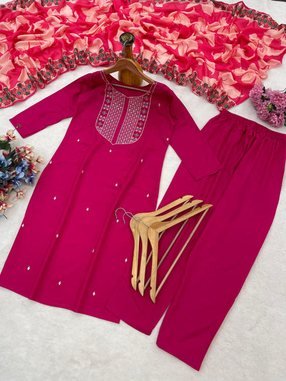 Rani pink kurta pant set with chinon digital print dupatta - WishTown Fashion Club