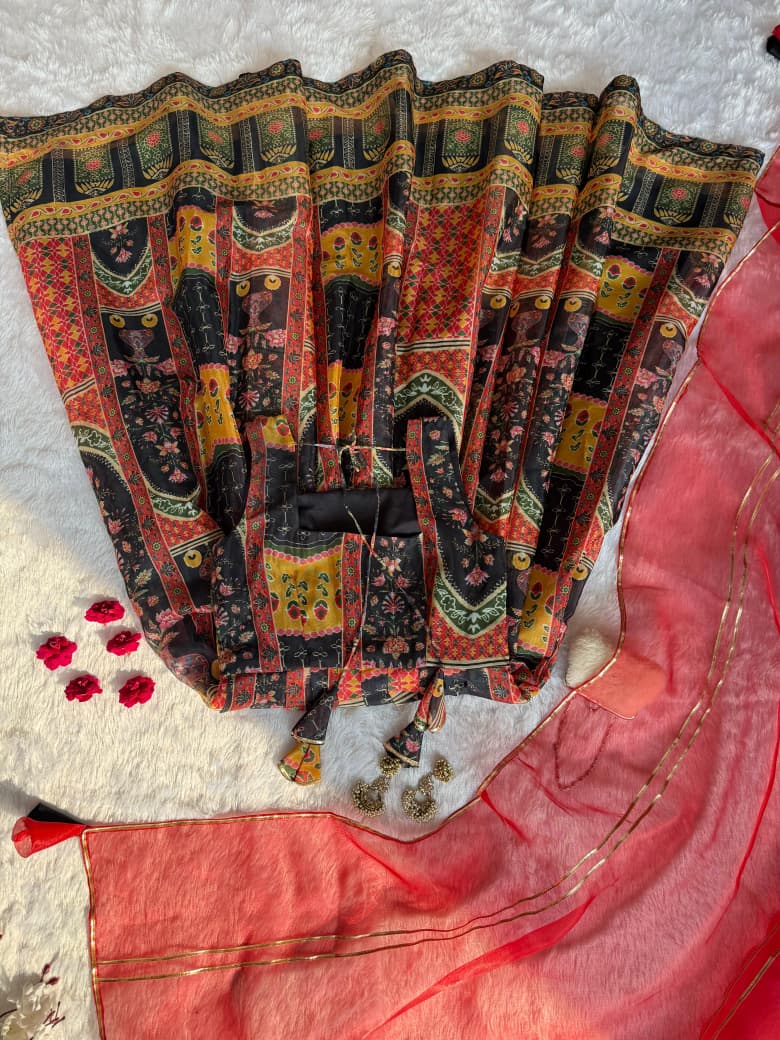 Black flared Anarkali gown with organza lace border dupatta - WishTown Fashion Club