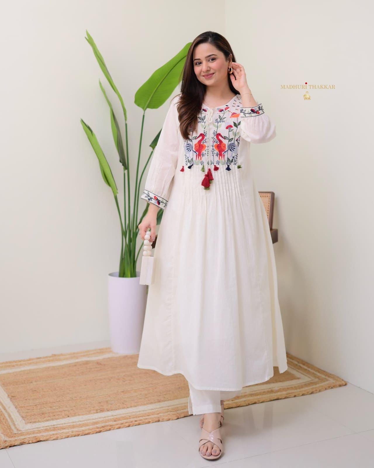 White everyday cotton kurti pant set front view - WishTown Fashion Club