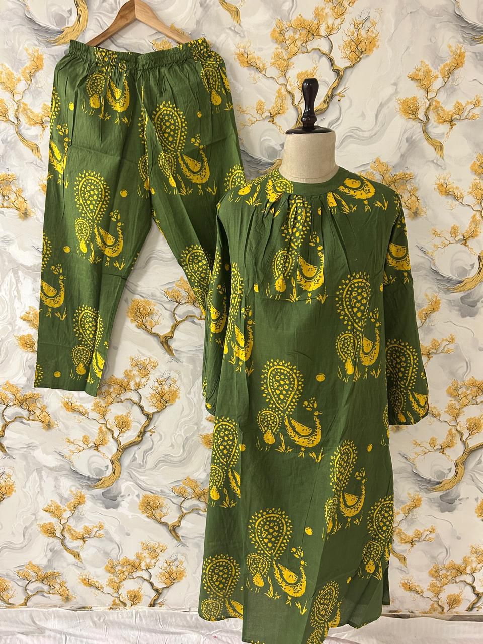 Green summer wear floral cotton flex co-ord set for women - WishTown Fashion Club
