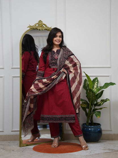 Maroon festive wear A line kurti with tailored pants side view - WishTown Fashion Club