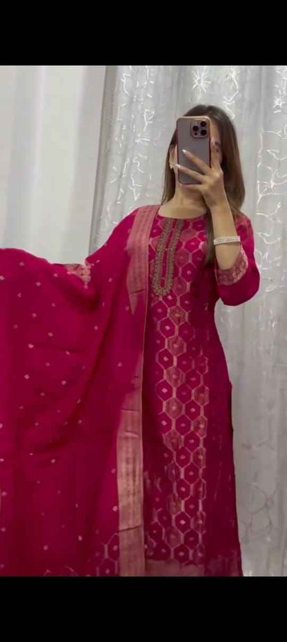 High resolution view of the premium dark pink pure weaving zari jacquard dupatta scarf showcasing the intricate gold motifs and finished borders.