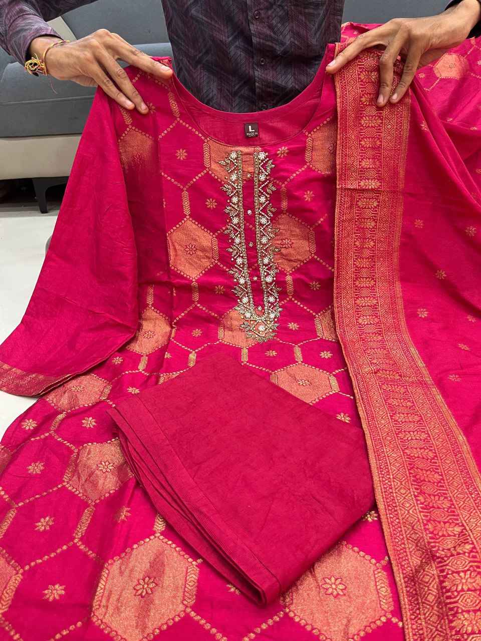 Detailed view of the inner bodice profile showcasing the breathable soft pure cotton lining attached inside the dark pink kurti.