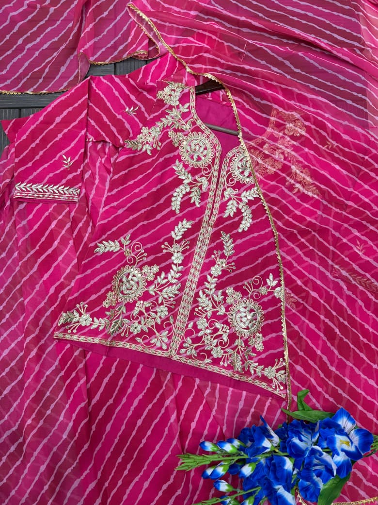 Detailed view of dark pink digital print pattern on georgette fabric with soft micro cotton inner lining - WishTown Fashion Club