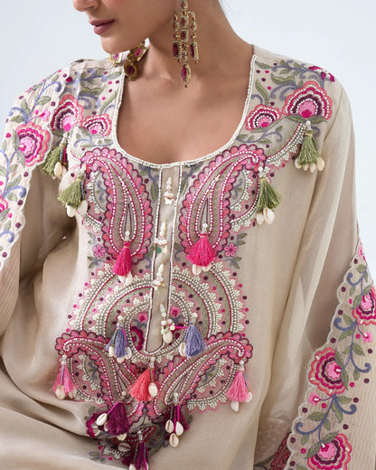 Detailed view of embroidery thread work pattern along the border of white pure heavy georgette dupatta - WishTown Fashion Club